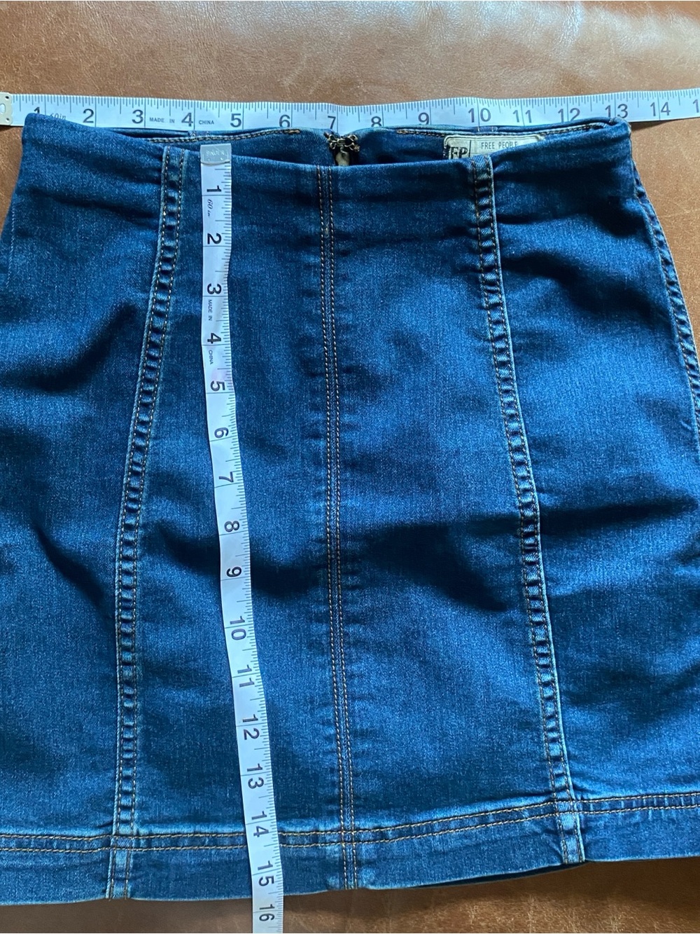 Free People dark wash denim skirt. Size 2 - Picture 4 of 4